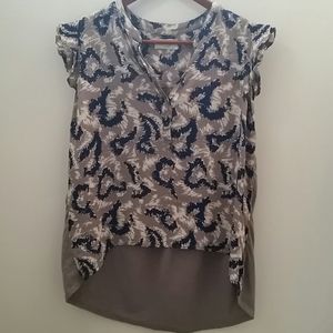 Porridge Clothing - Gray Printed Mixed Media Top